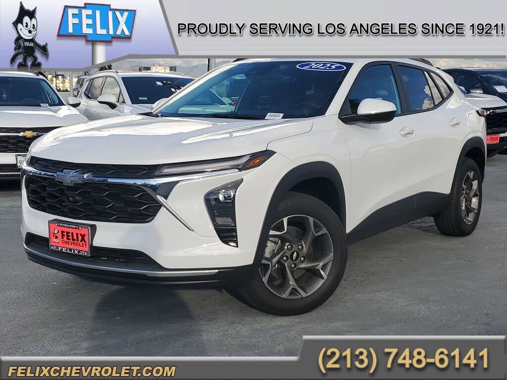 2025 Chevrolet Trax LT FWD