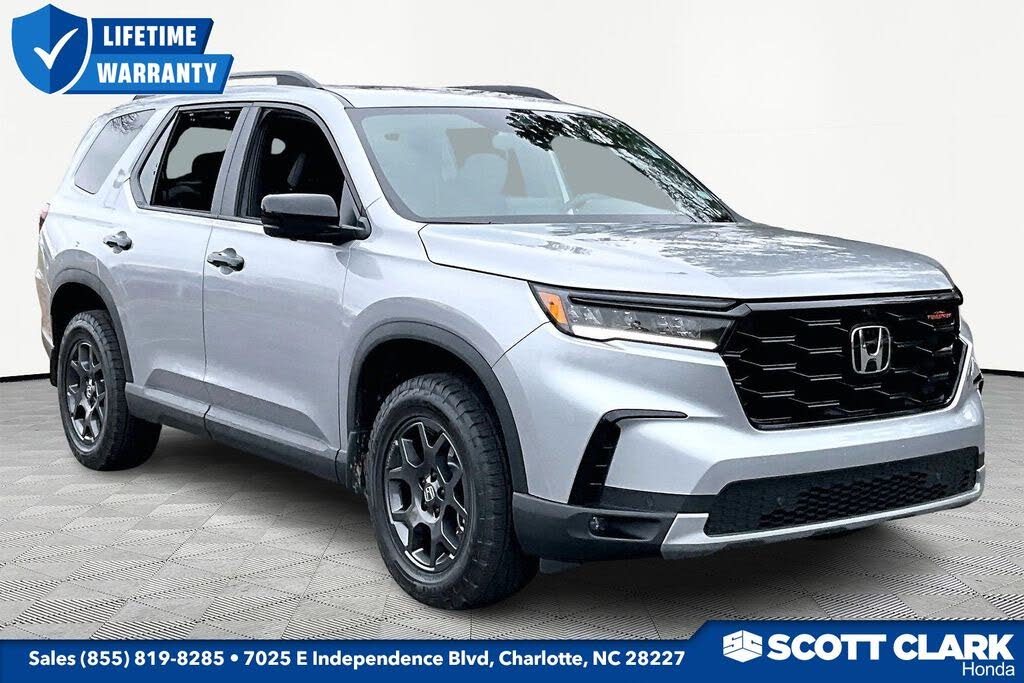 2025 Honda Pilot TrailSport AWD