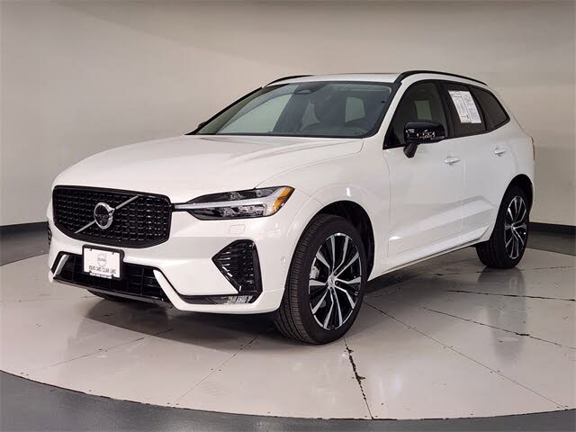 2025 Volvo XC60 B5 Plus Dark Theme AWD