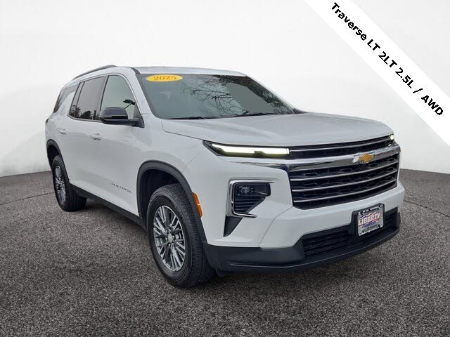 2025 Chevrolet Traverse LT AWD
