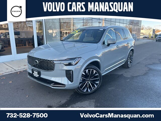 2025 Volvo XC90 B5 Plus Bright Theme 7-Passenger AWD