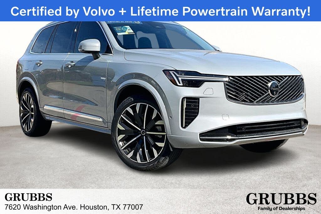 2025 Volvo XC90 B6 Plus Bright Theme 7-Passenger AWD