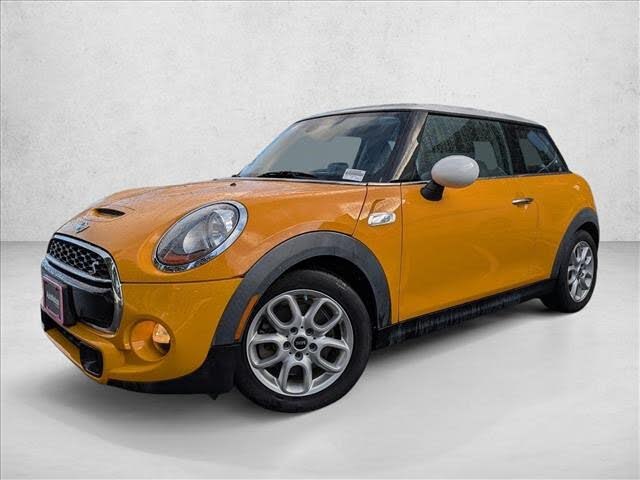 2015 MINI Cooper S 2-Door Hatchback FWD