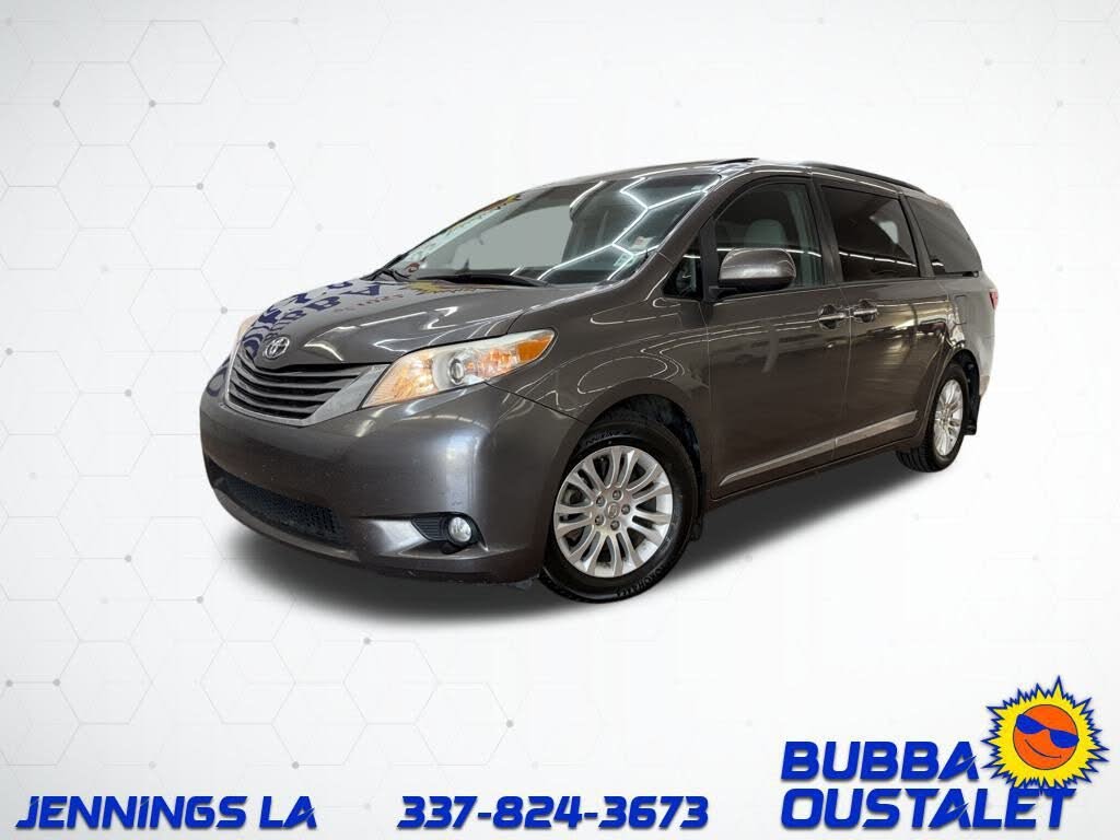 2015 Toyota Sienna XLE Premium 8-Passenger