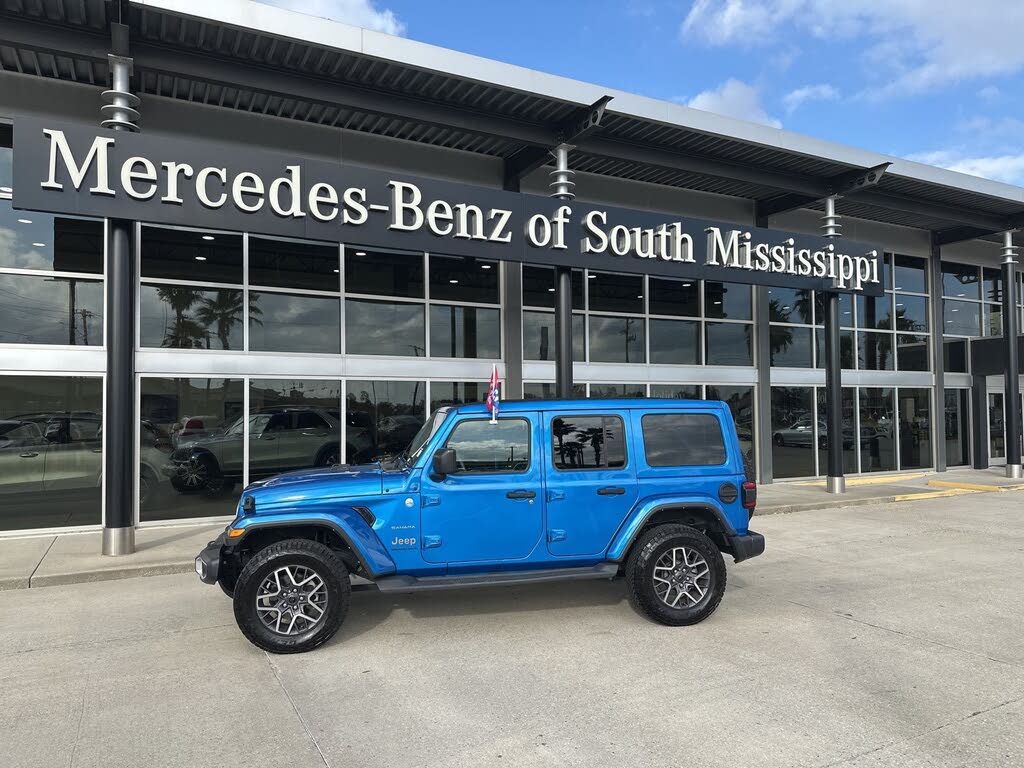 2024 Jeep Wrangler Sahara 4-Door 4WD