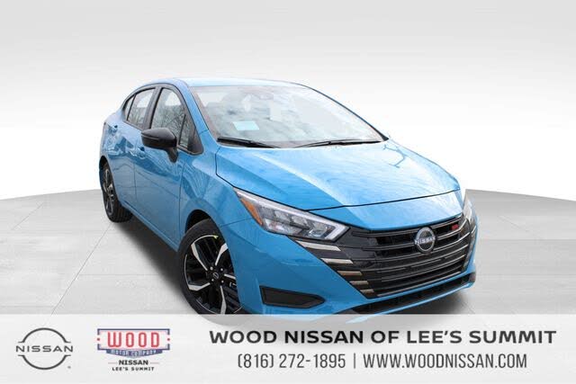 2025 Nissan Versa SR FWD