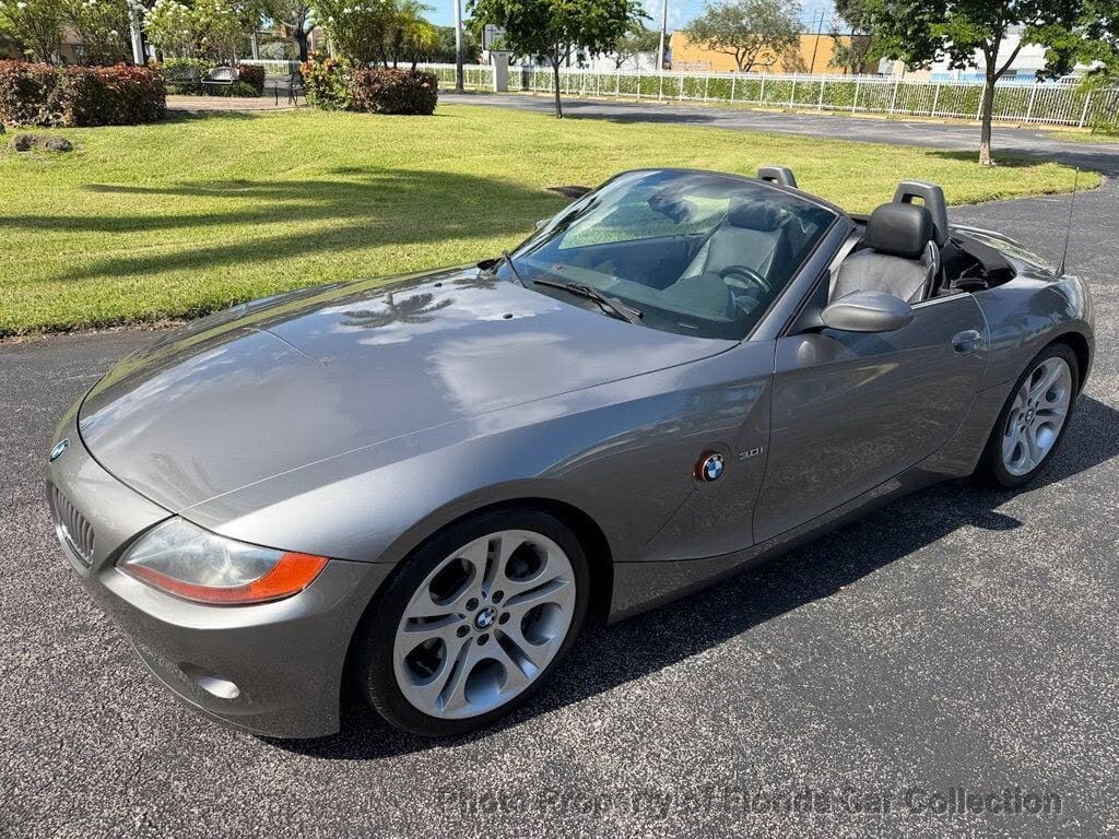 2003 BMW Z4 3.0i Roadster RWD