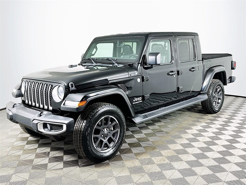 2021 Jeep Gladiator Overland Crew Cab 4WD