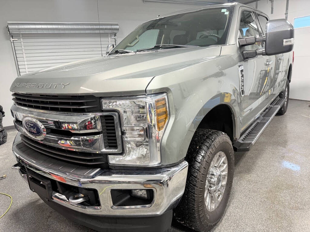 2019 Ford F-250 Super Duty XLT Crew Cab 4WD