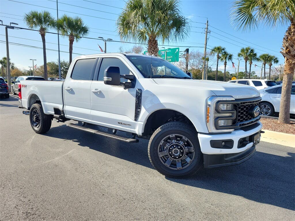2024 Ford F-350 Super Duty Lariat Crew Cab 4WD