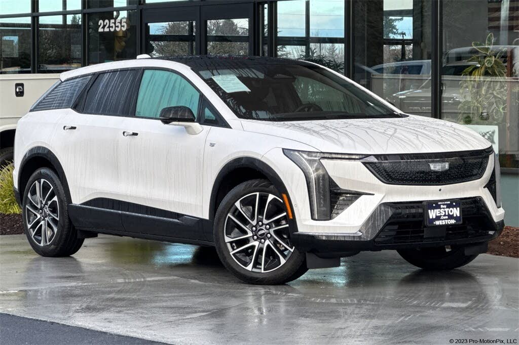 2025 Cadillac OPTIQ Sport 1 AWD