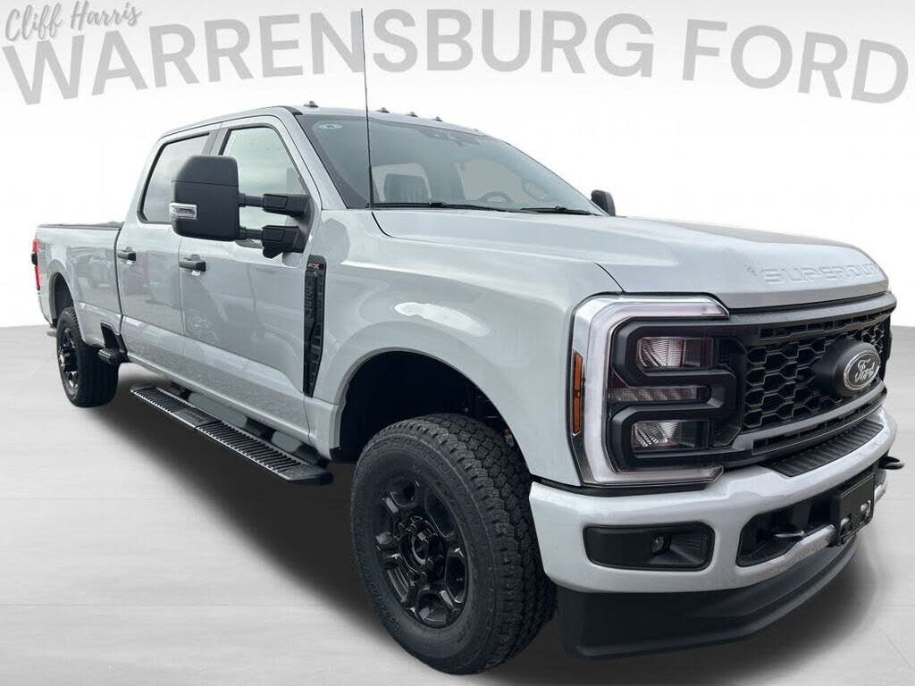 2026 Ford F-350 Super Duty XL Crew Cab 4WD