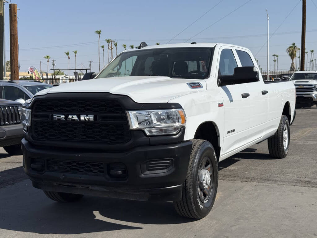 2020 RAM 3500 Tradesman Crew Cab LB 4WD