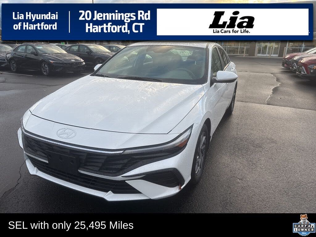 2024 Hyundai Elantra SEL FWD