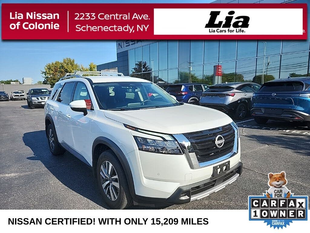 2024 Nissan Pathfinder SL 4WD