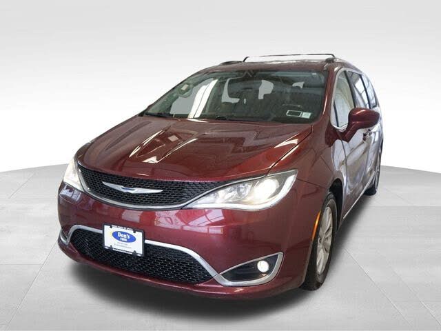 2017 Chrysler Pacifica Touring L FWD