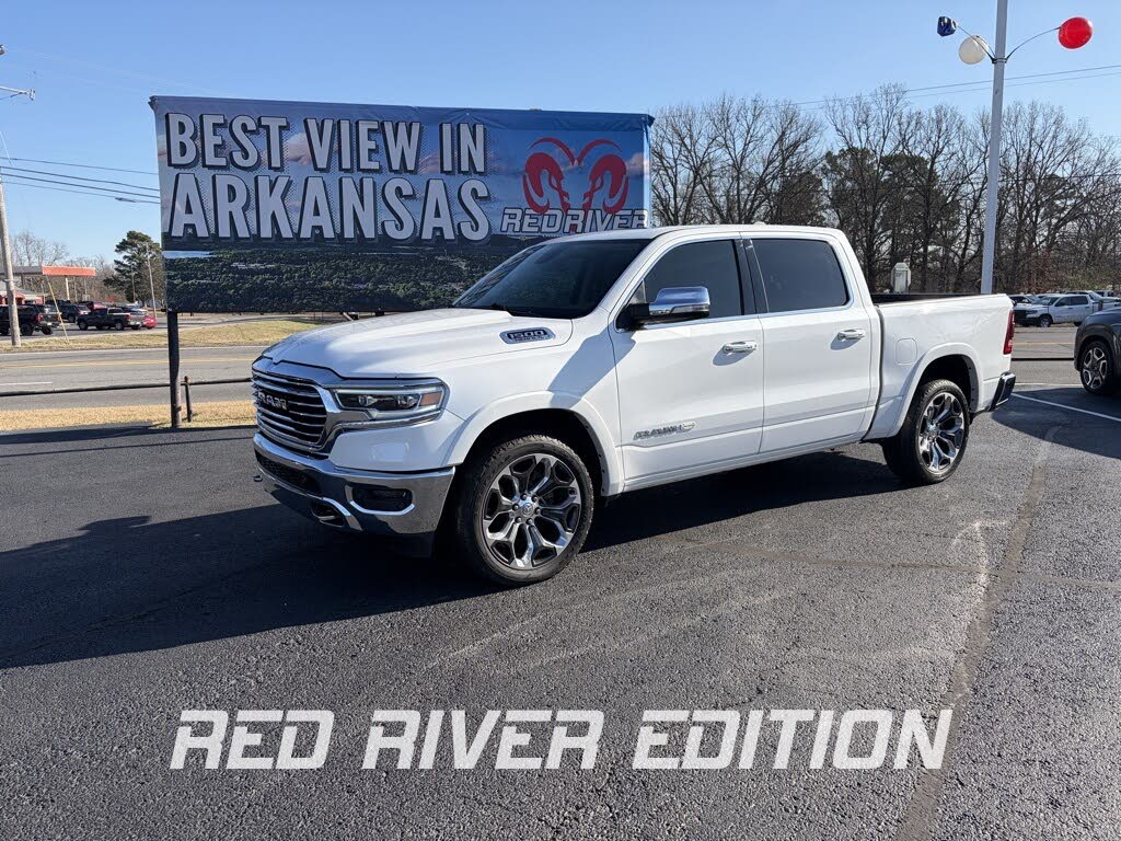 2019 RAM 1500 Laramie Longhorn Crew Cab 4WD