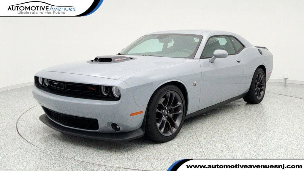 2022 Dodge Challenger R/T Scat Pack RWD