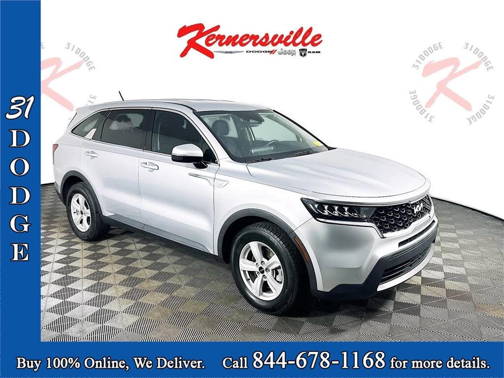 2022 Kia Sorento LX FWD