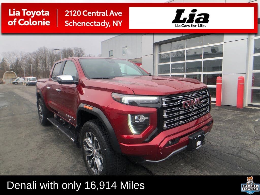 2023 GMC Canyon Denali Crew Cab 4WD