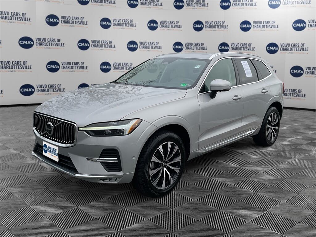 2023 Volvo XC60 B5 Plus Bright Theme AWD