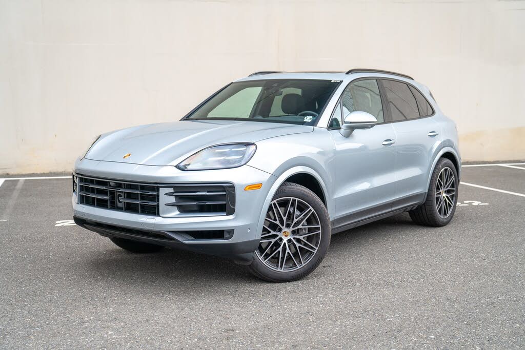 2024 Porsche Cayenne AWD