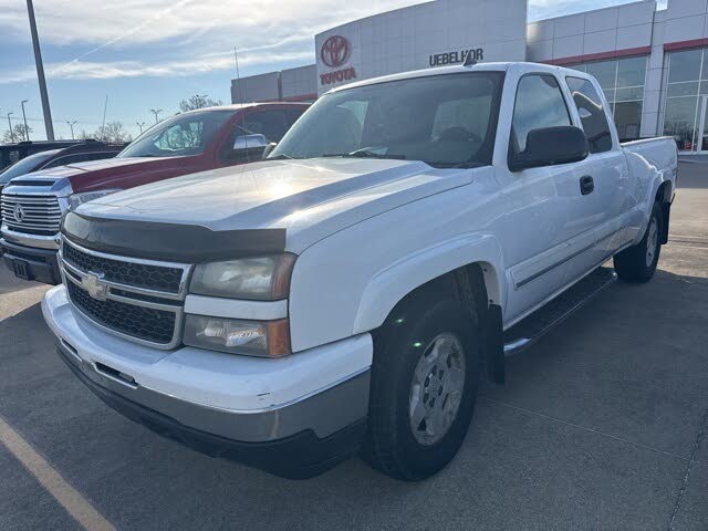 2007 Chevrolet Silverado Classic 1500 Work Truck Extended Cab 4WD