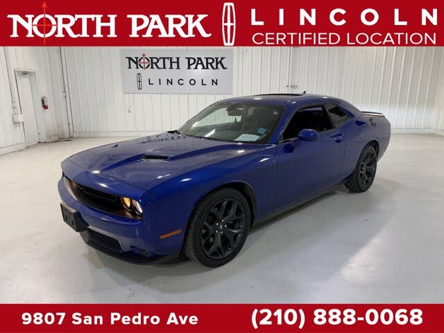 2020 Dodge Challenger SXT RWD