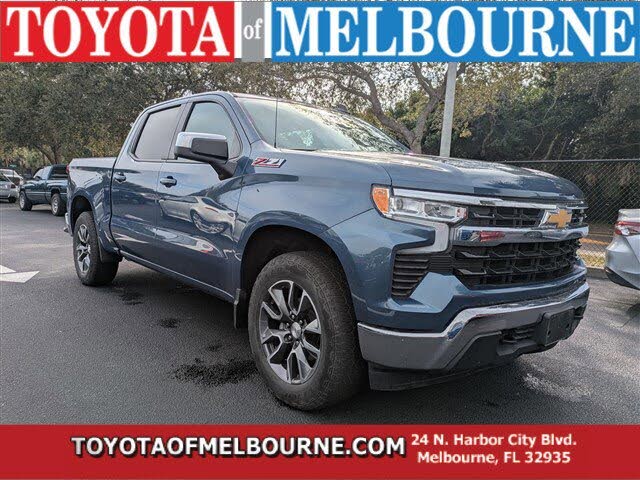 2024 Chevrolet Silverado 1500 LT Crew Cab 4WD