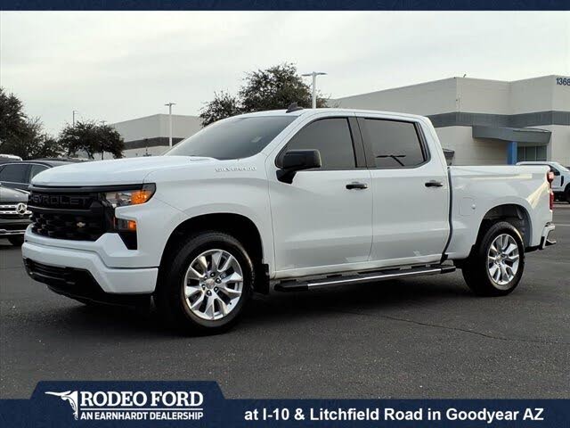 2025 Chevrolet Silverado 1500 Custom Crew Cab RWD