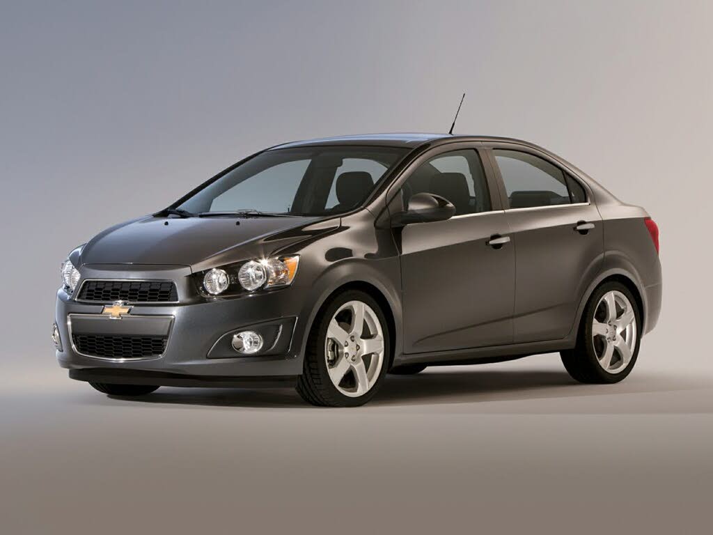 2014 Chevrolet Sonic LS Sedan FWD
