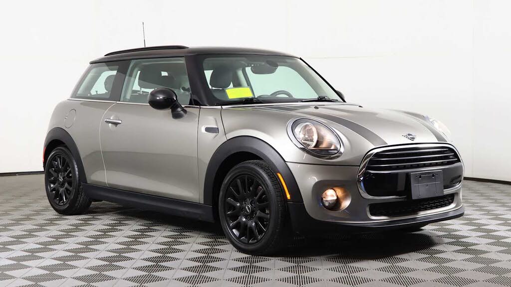 2019 MINI Cooper 2-Door Hatchback FWD
