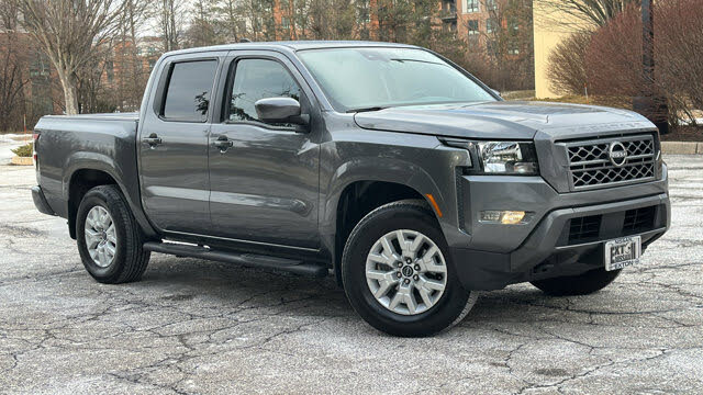 2022 Nissan Frontier SV Crew Cab 4WD