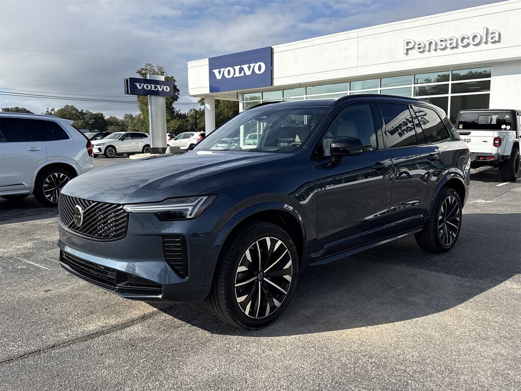 2026 Volvo XC90 B6 Ultra Dark 7-Passenger AWD