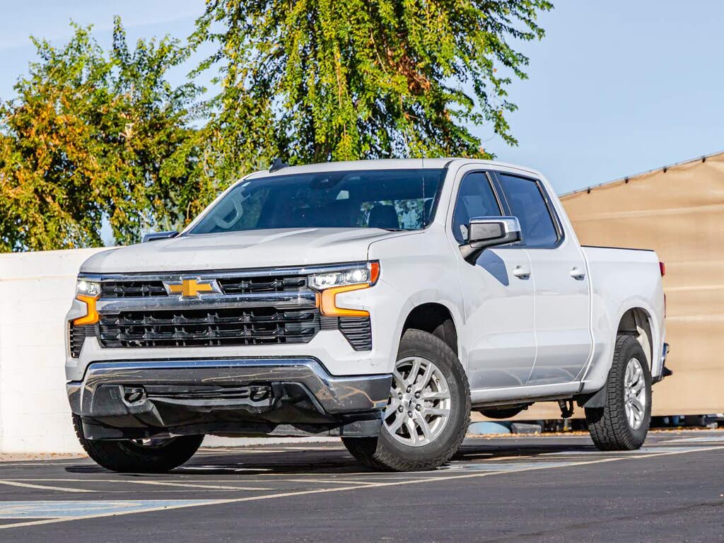 2023 Chevrolet Silverado 1500 LT Crew Cab 4WD