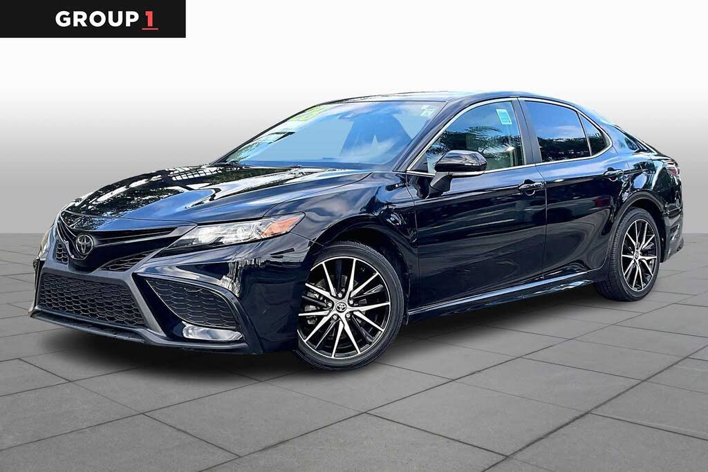 2023 Toyota Camry SE FWD