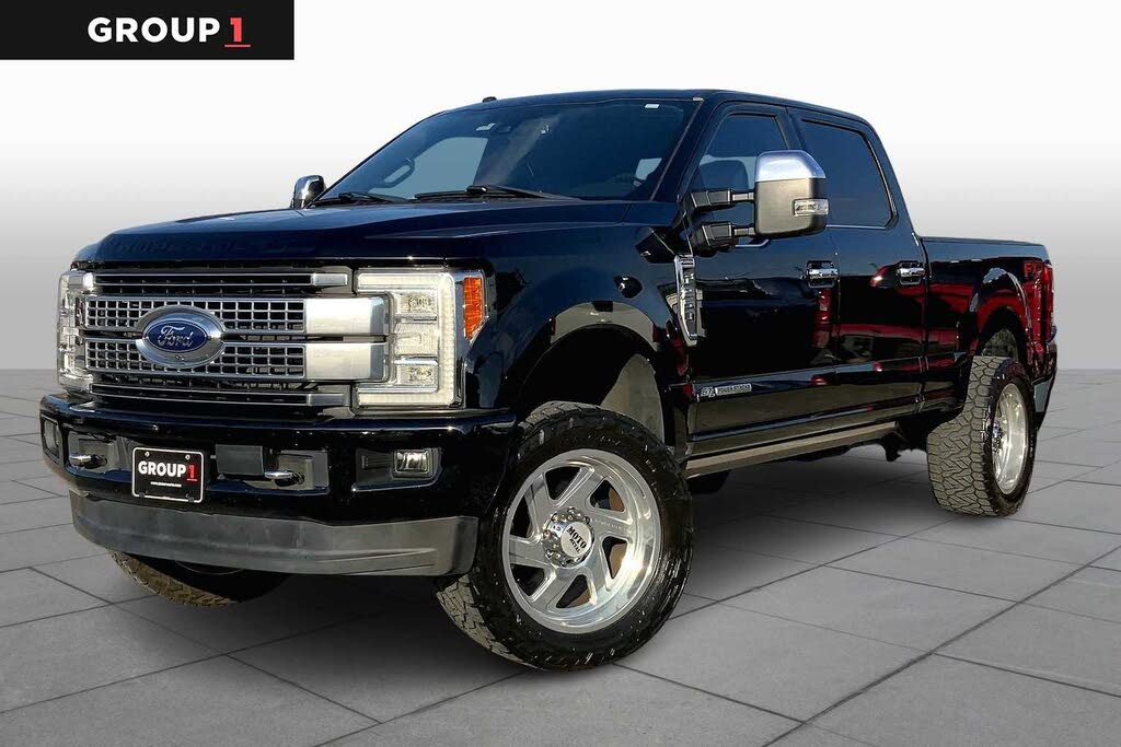 2017 Ford F-250 Super Duty Platinum Crew Cab 4WD