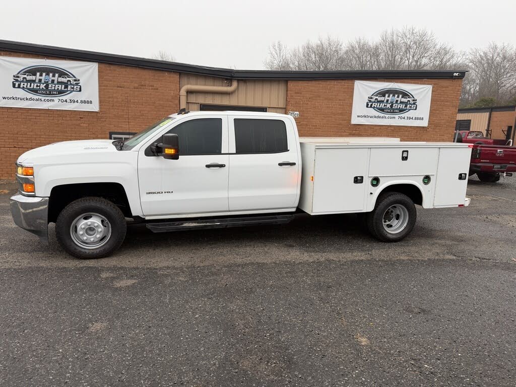 2018 Chevrolet Silverado 3500HD Work Truck Crew Cab LB DRW RWD