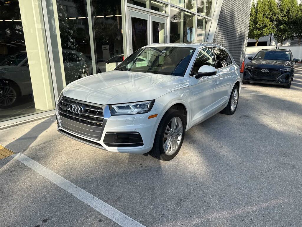 2019 Audi Q5 quattro Premium Plus 45 TFSI
