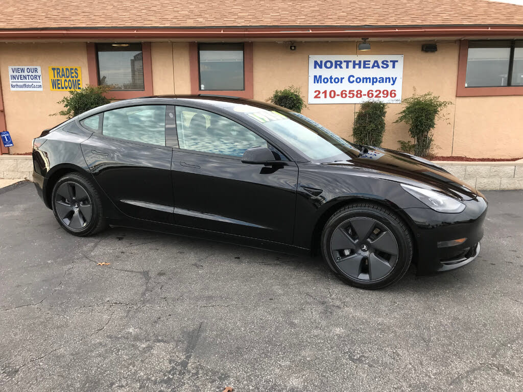 2021 Tesla Model 3 Standard Range Plus RWD