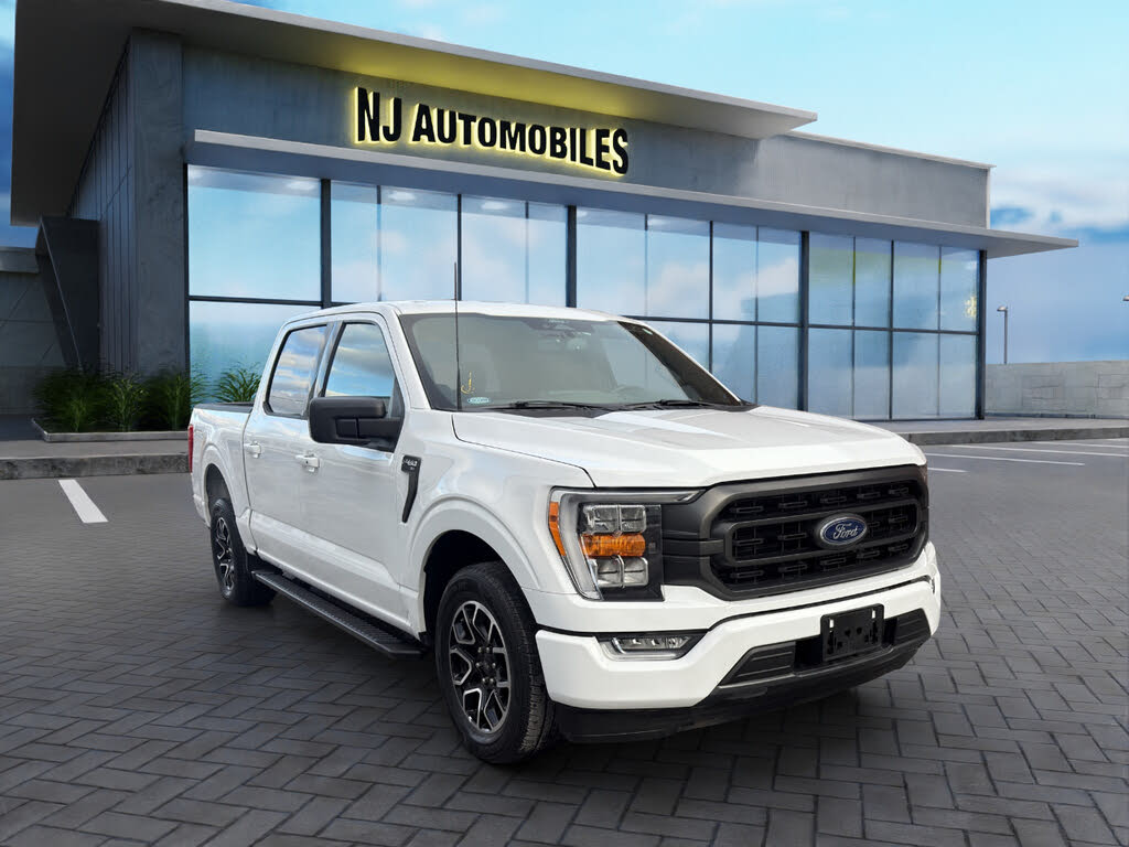 2022 Ford F-150 XLT SuperCrew RWD