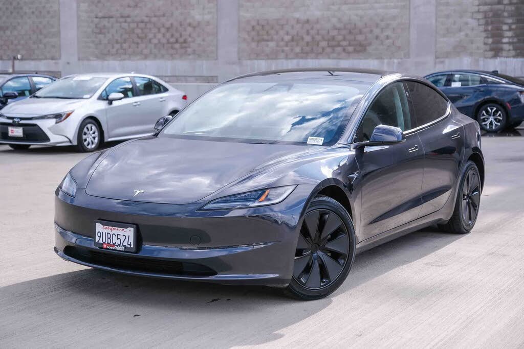 2025 Tesla Model 3 Long Range RWD