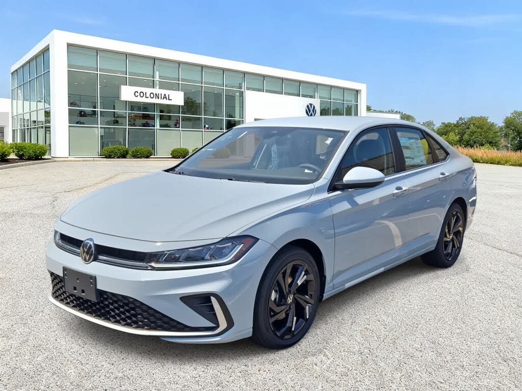 2025 Volkswagen Jetta SE FWD