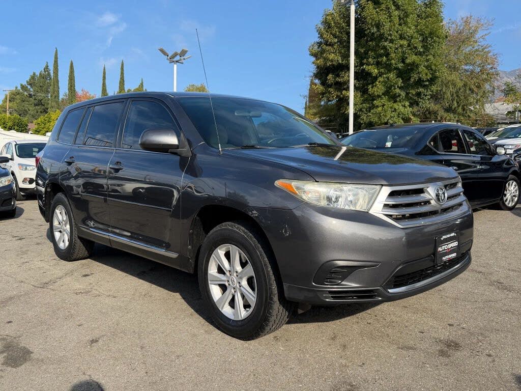 2011 Toyota Highlander SE