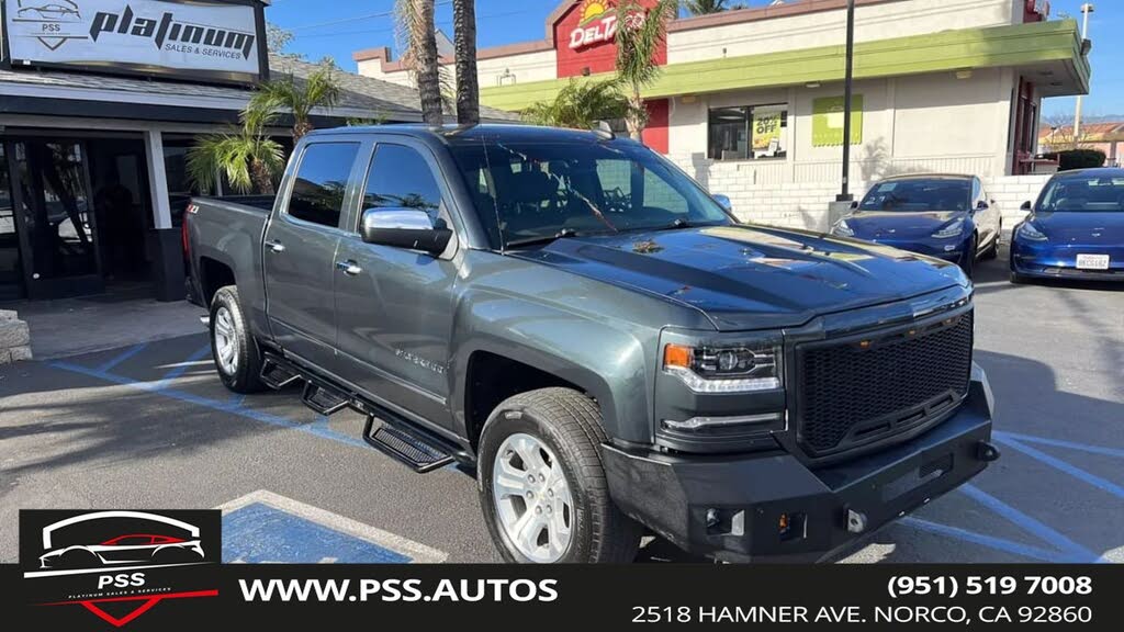 2018 Chevrolet Silverado 1500 LTZ Crew Cab 4WD