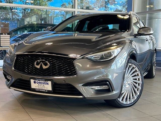 2018 INFINITI QX30 Premium FWD