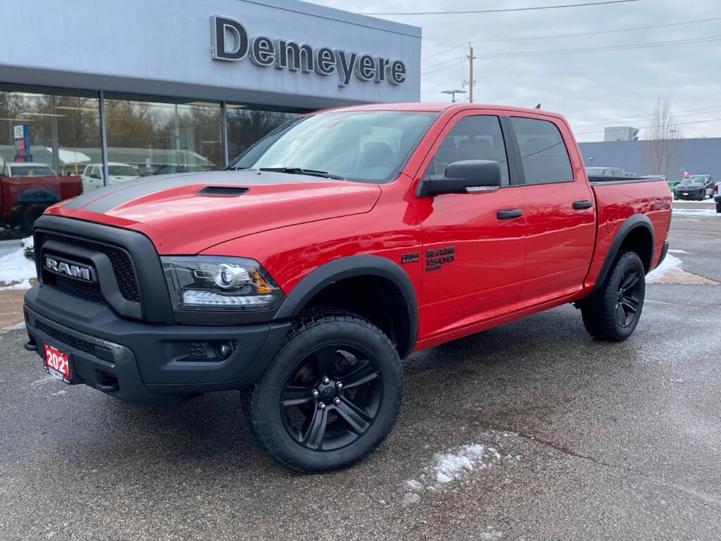 RAM 1500 Classic Warlock Crew Cab 4WD 2021