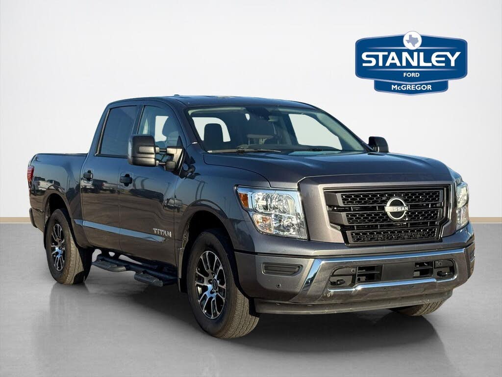 2024 Nissan Titan SV Crew Cab 4WD