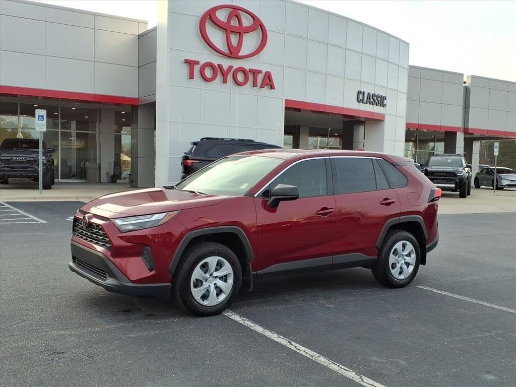 2024 Toyota RAV4 LE AWD