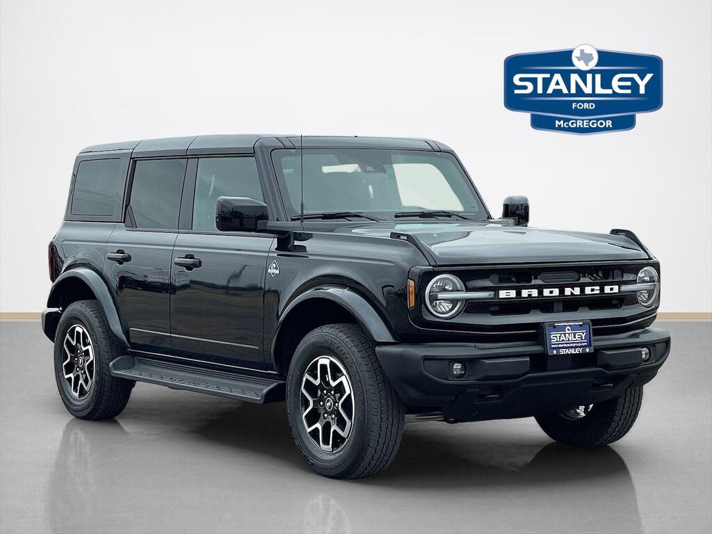 2025 Ford Bronco Outer Banks 4-Door 4WD